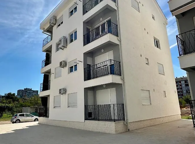 Stex Urban 2 * Podgorica